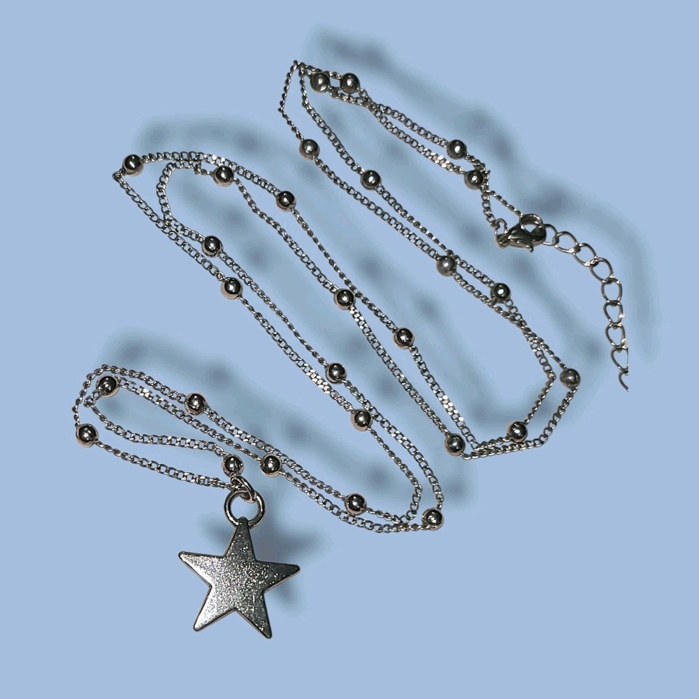 Vintage 90s Y2k Silver Tone Star Pendant Necklace 30"